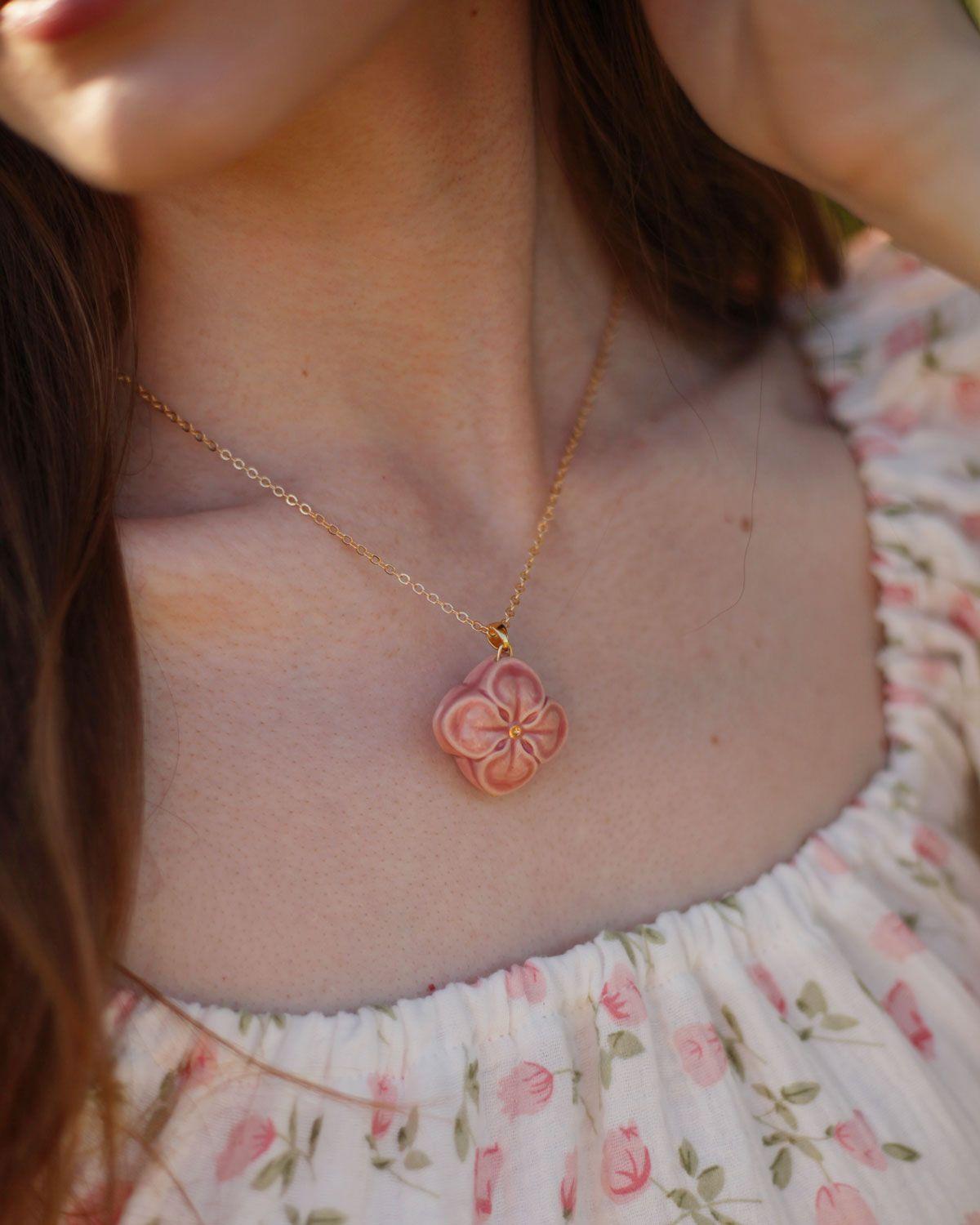 Підвіска HORTENSIA (Blush Pink) на ланцюжку